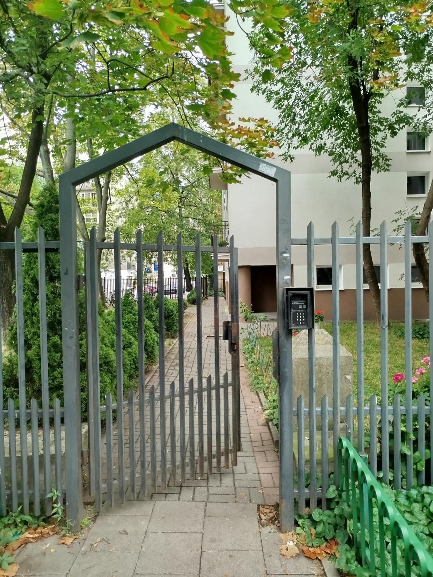 Lovely Downtown Studio At Most Lively Hoza Street, Discover Warsaw On Foot Exterior foto